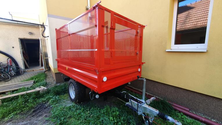 přípojně vozidlo s nevýkyvnou ojí